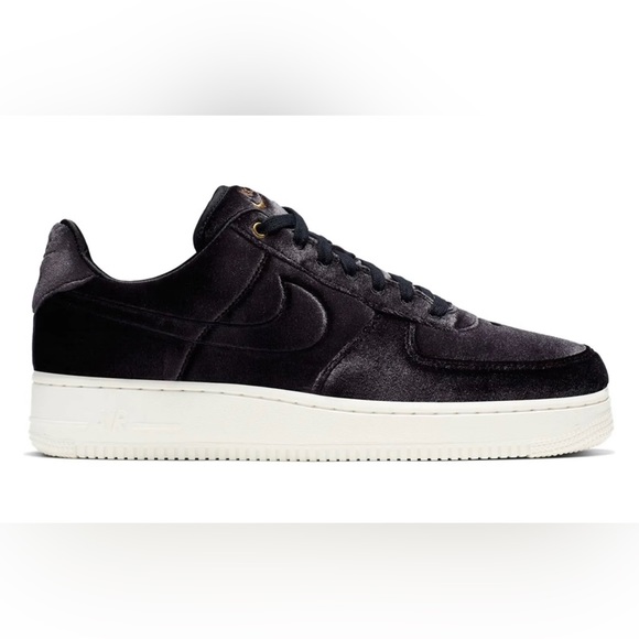 New Nike Air Force one velvet - Picture 1 of 5